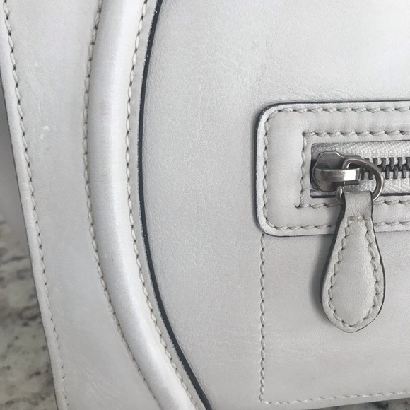 Traded White Celine luggage handbag - Picture 8 of 8